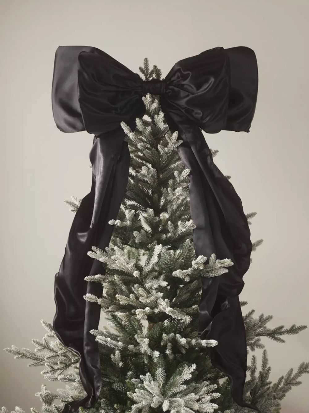 Anthropologie Satin Bow Tree Topper / Black / NWT